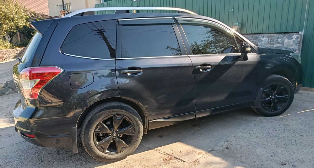 Subaru Forester 2014 official