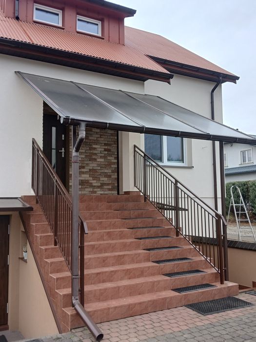 Metalowe zadaszenia tarasów