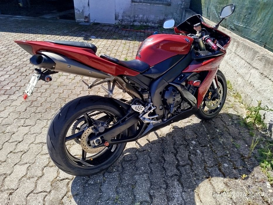Yamaha YZF R1 RN12