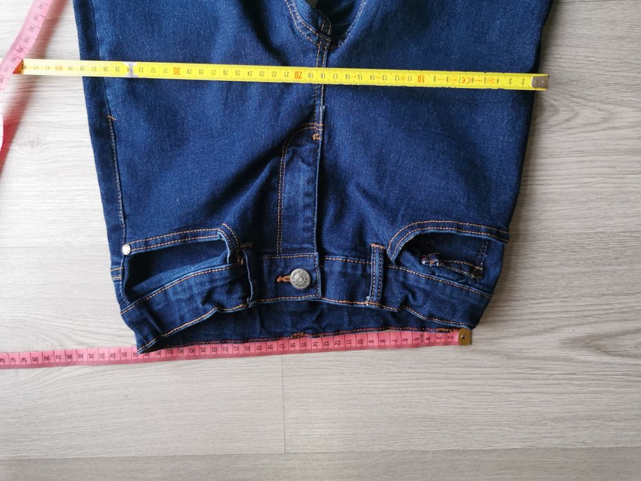 spodnie chłopięce rozm. 146 dżinsowe jeansy desination