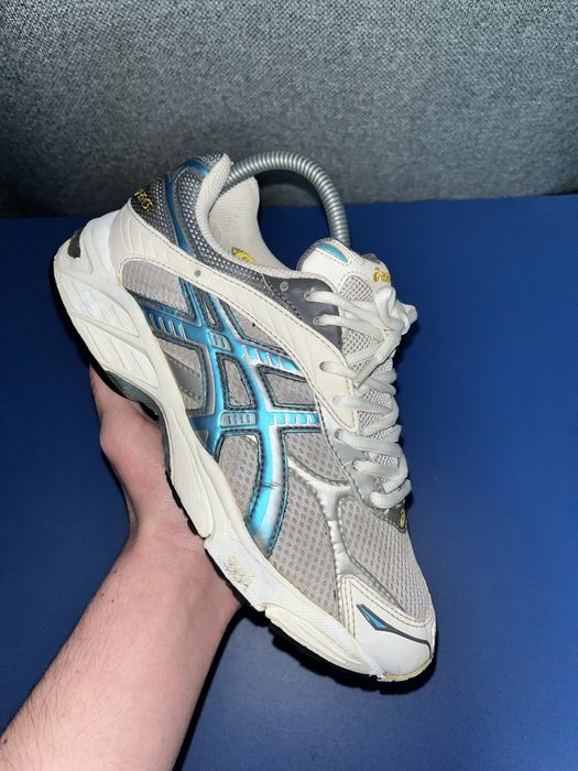Кросівки ASICS