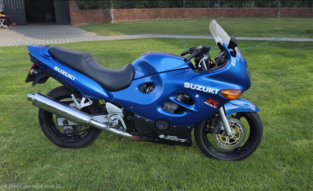Suzuki Katana 750