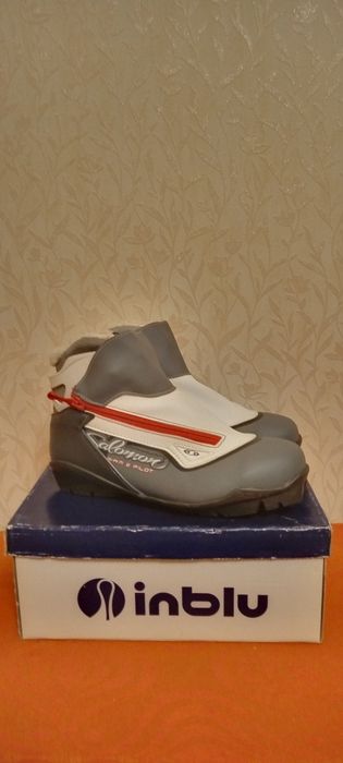 Новые ботинки Salomon Seam 6 для беговых лыж. Размер  40 ( 25 см.)