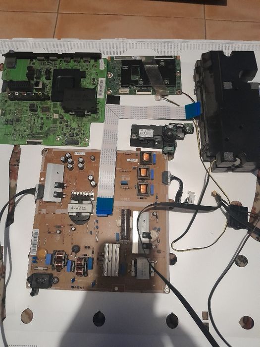 Pesas para television Samsung models H6200