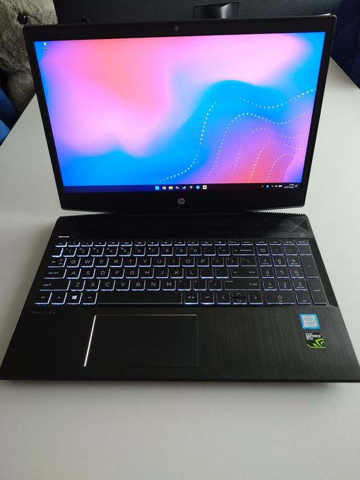 Laptop HP Pavilion 15 i5-8300H, GTX 1050 ti