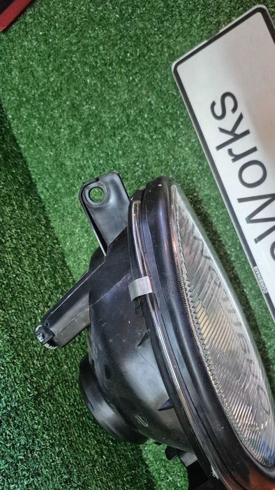 Otica Farol Direito Toyota Corolla E11 Hatchback 1997 a 2000 Ref. KS.TY572R NOVO