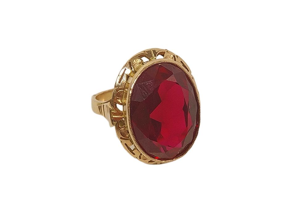 Złoty pierścionek SYNTETYCZNY RUBIN P:585 W:8,35 R:16