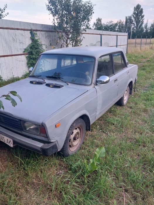 Продам жугуля ваз 2105 бойова класика