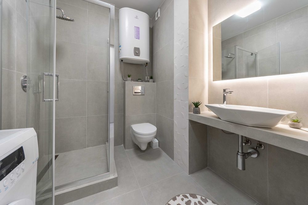 Подобова оренда, за 5 хв. від метро, Бажана, 17 -  будинок з Укриттям!