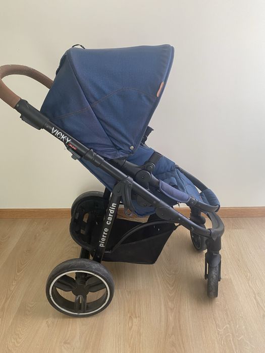 Carrinho bebe + ovo Pierre Cardin