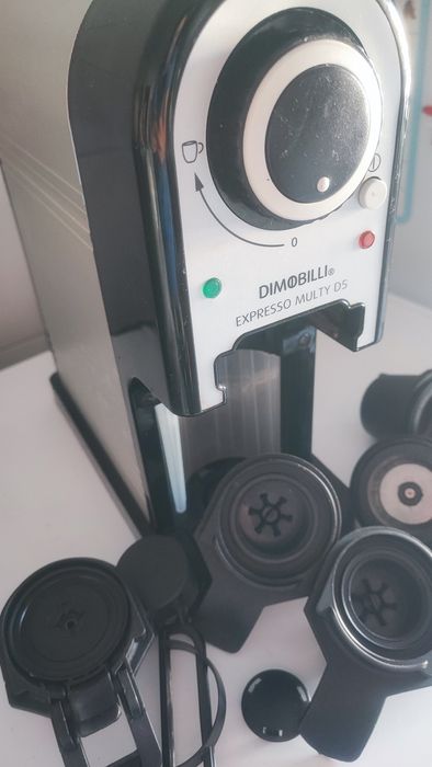 Máquina de café Dimolli avariada com acessórios