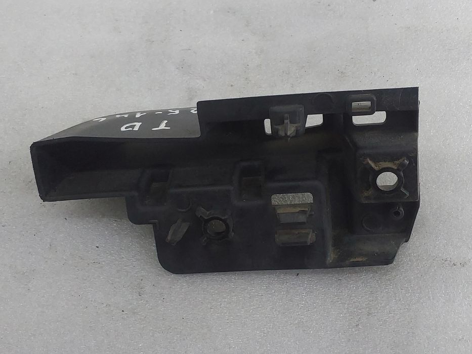 Guia de pára-choques trás direita CITROËN Berlingo Van (K9)