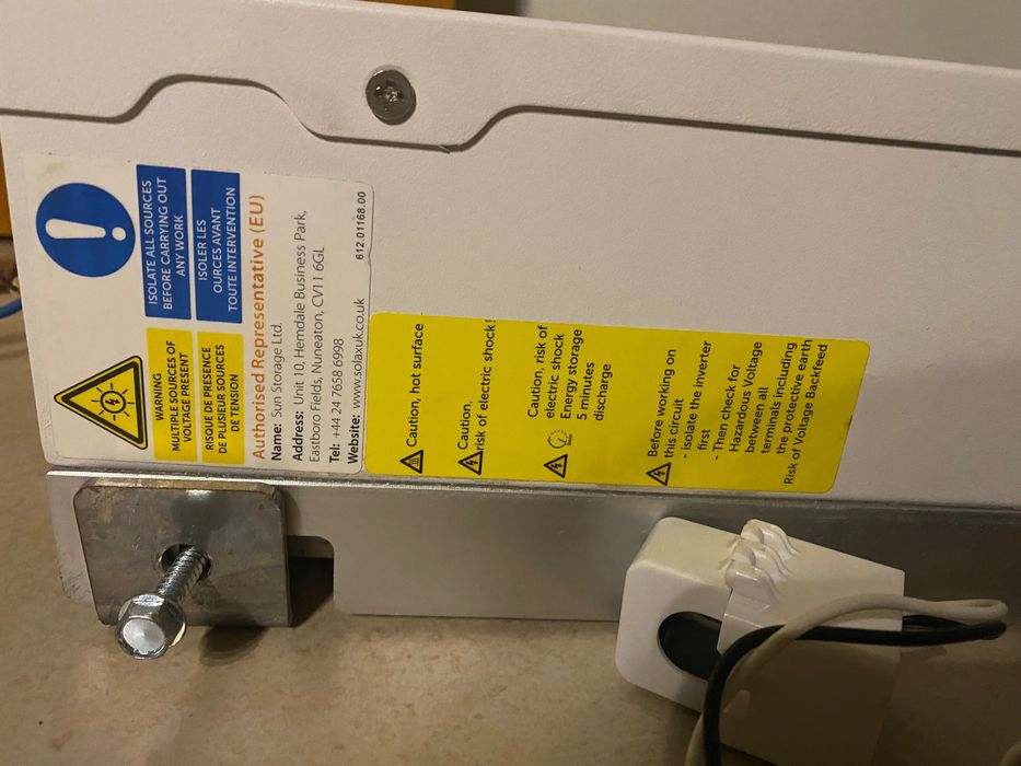 Inversor Solax X1 Mini 1500 + Solax X1 NFI Injet Zero64552792418306123