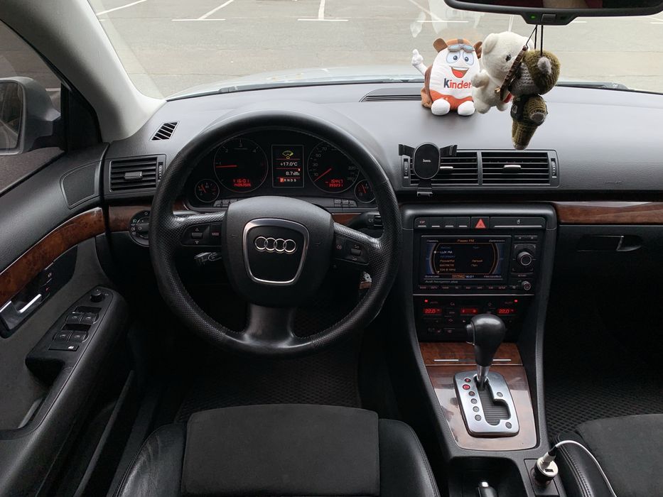 Audi A4 B7 6500$