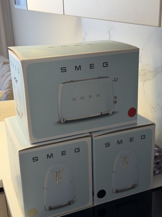 Чайник SMEG KLF03 — електричний чайник 1,7 л, Black