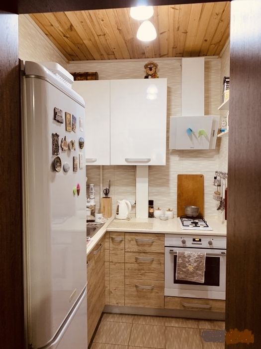 Продажа 2-эт. полдома ~65м2 район Большая Балка.