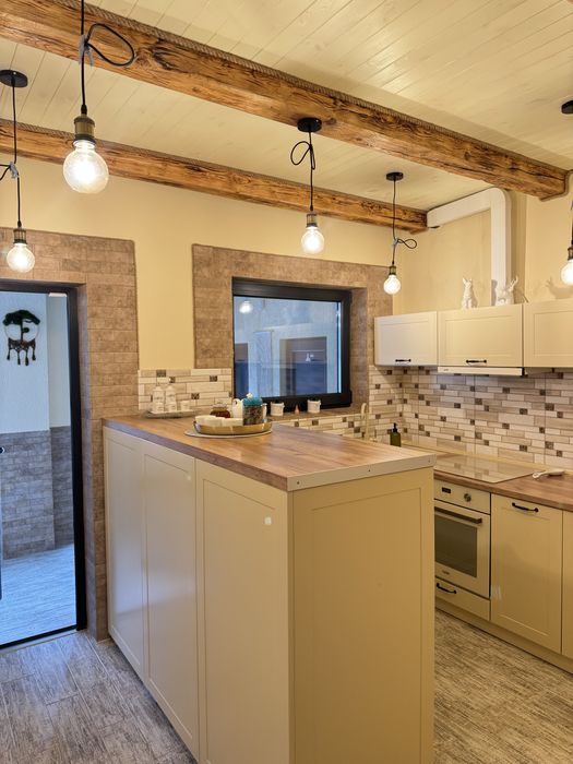 Подобова оренда будинку