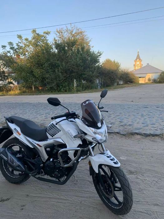 Продам Lifan kp 200