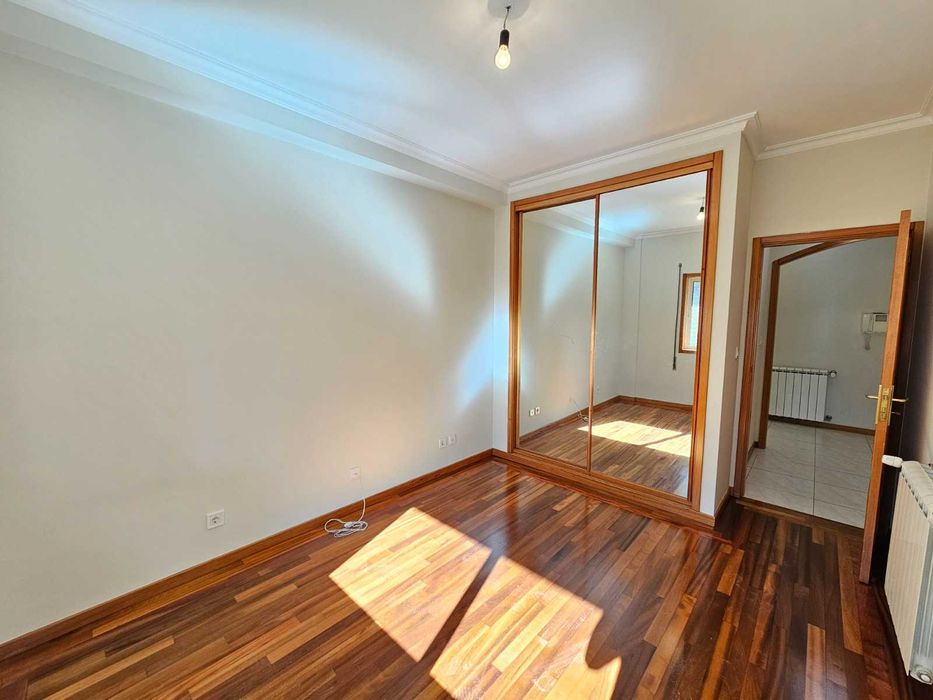 Aluguer de T2 abelheira