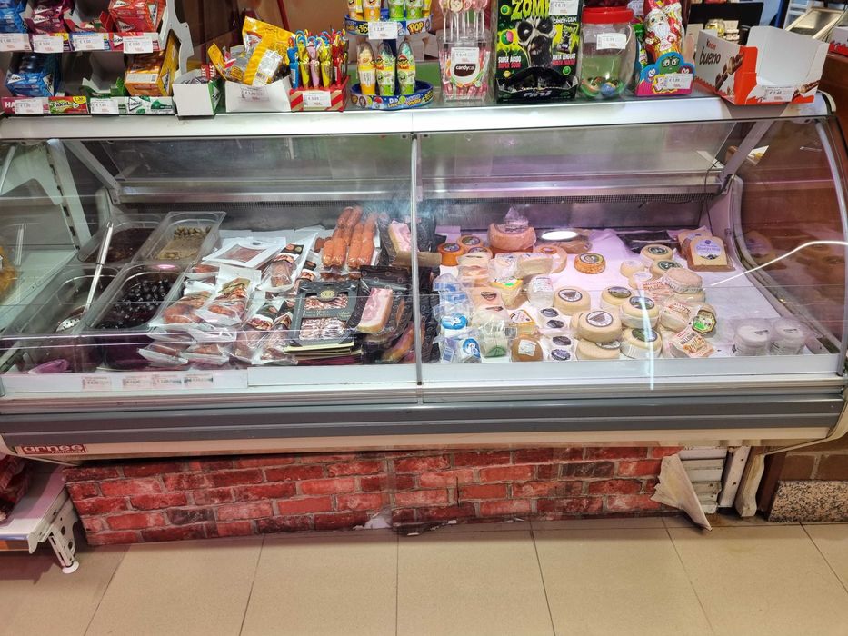 Vitrine para Talho com Motor  Frigomec – Ótimo Estado