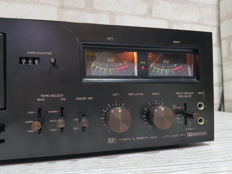 Стрілки! Стерео касетна дека WEGA JPS - 350c, б/у з Німеччини