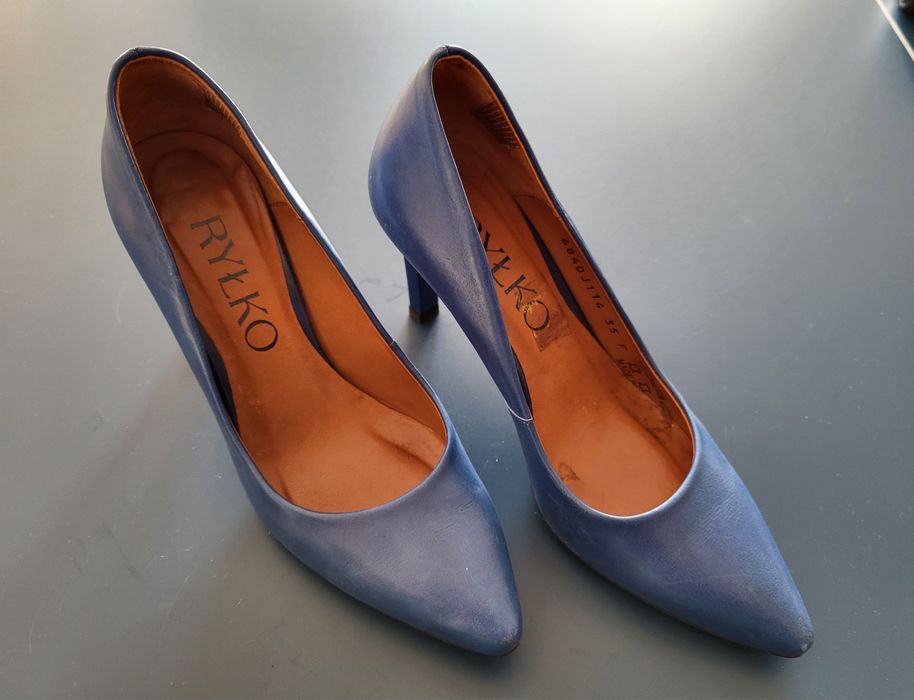 Buty damskie na obcasie Rylko niebieskie skóra r. 35, jak nowe