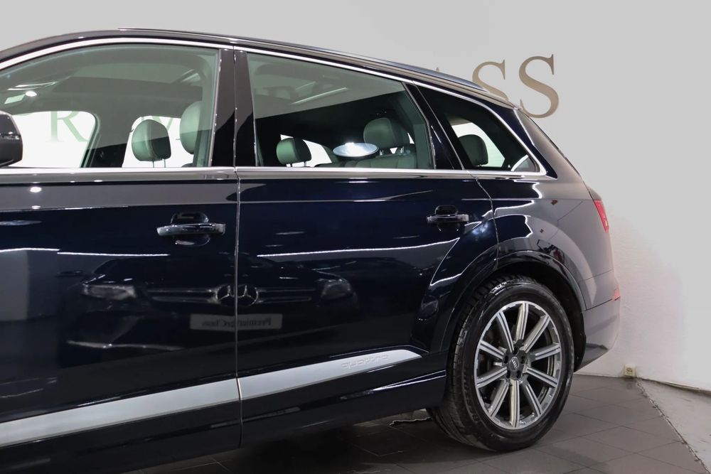 Audi Q7 3.0 TDI quattro S-line Tiptronic 7L