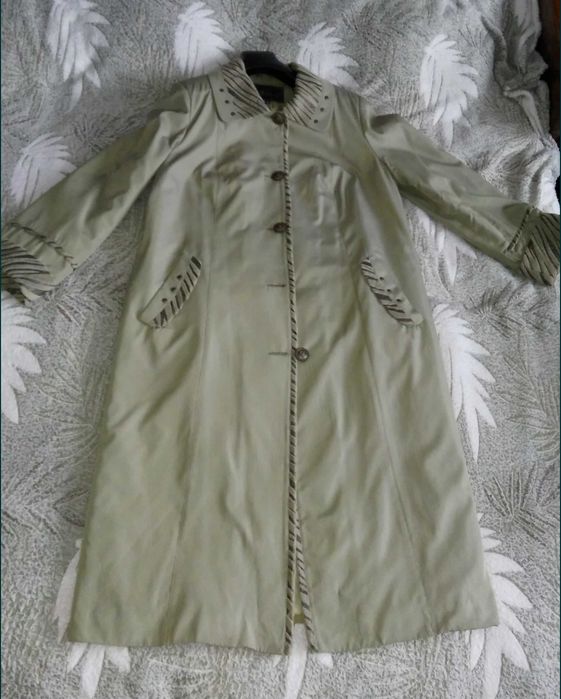 Плащ пальто жіночий верхій одяг осінь весна довгий з кашеміром