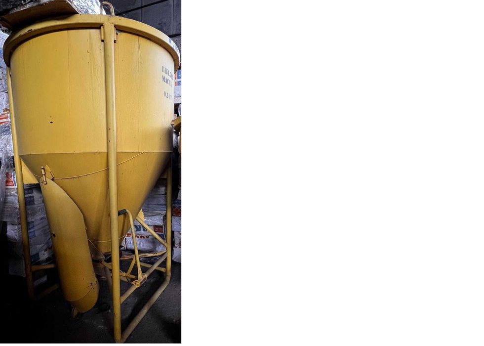 Бункер (бадья) для бетона 2м3