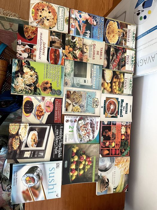 Vários livros de receitas