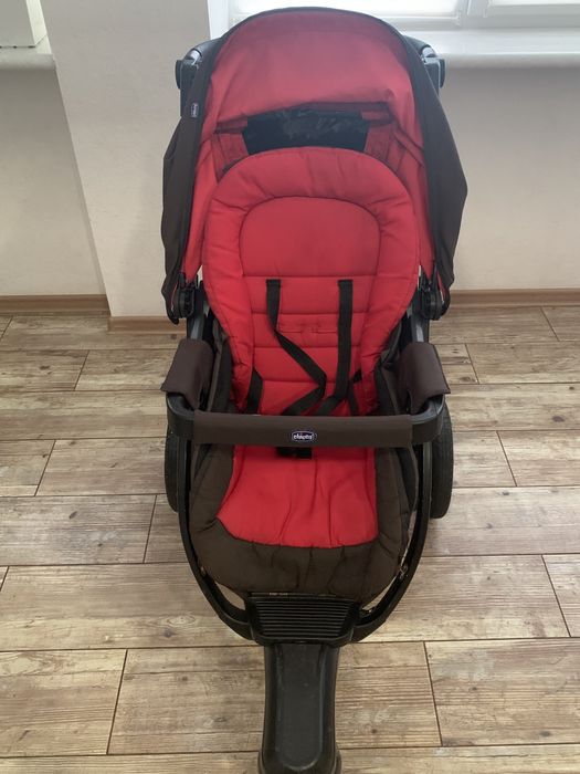 Продам коляску ChiccoActive3