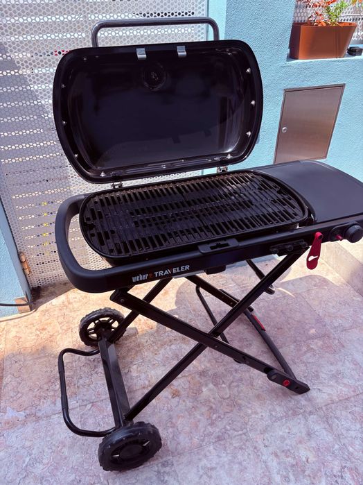 Weber Traveler Gás – Como Novo (1 ano) – Excelente Estado