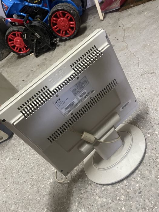 Vendo ecras para peças