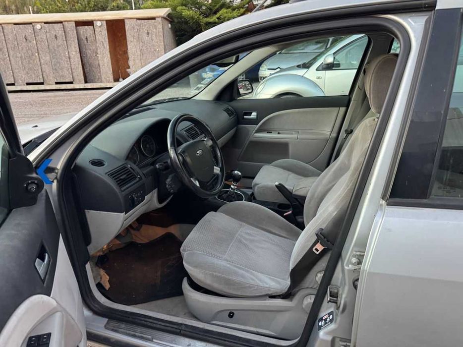 2001 Ford Mondeo