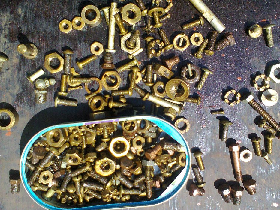 Болты , гайки /латунь-медь/ссср