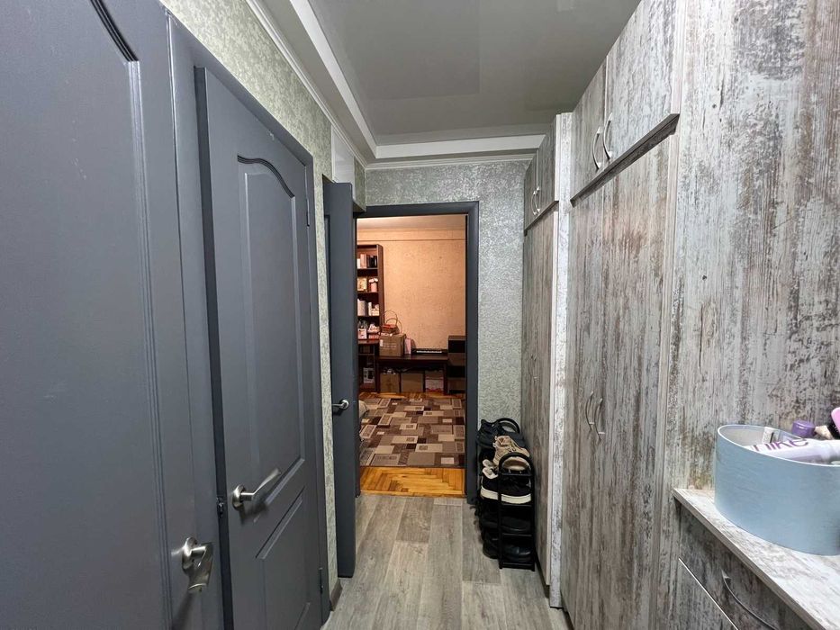 Продаж 2-кмн квартири, вул. Магара (213-244-237)