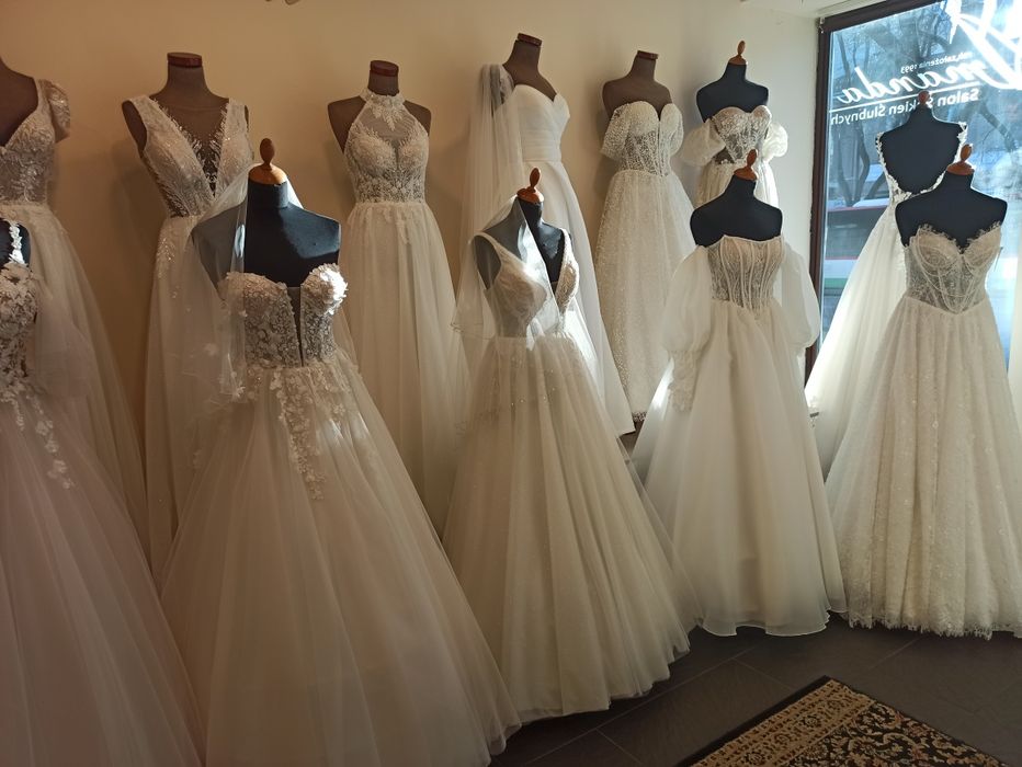 Salon sukien ślubnych suknia ślubna suknie ślubne plus size WYPRZEDAŻ