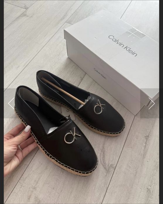 Calvin Klein лофери