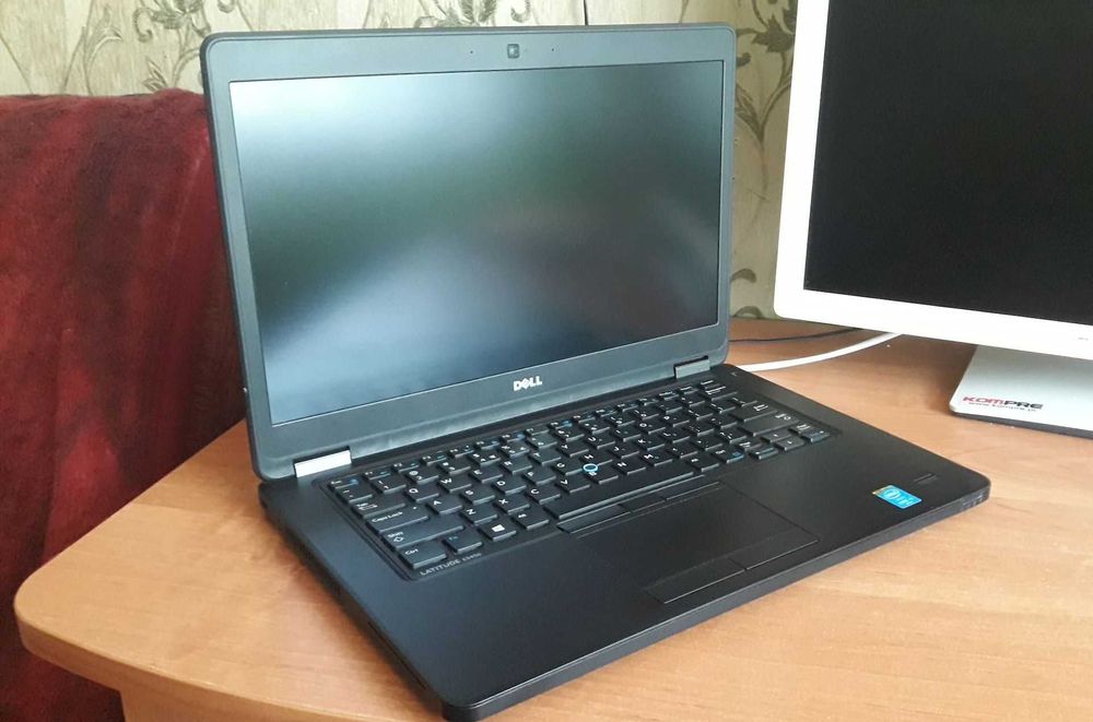 Dell Latitude E5450 / i5-5300U / 8 GB / SSD 128GB / FHD IPS / zadbany /