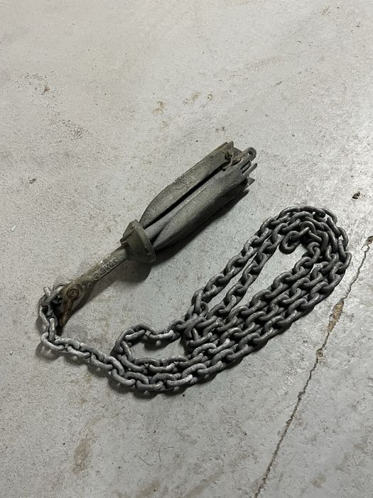 Âncora com corrente
