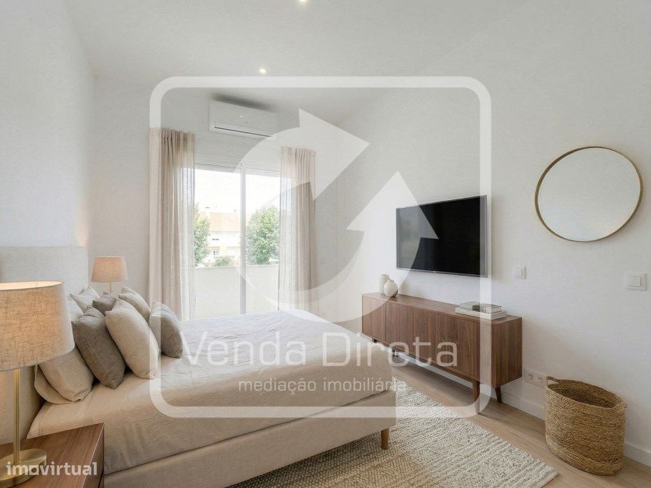 T2 Totalmente Remodelado com 3 Varandas | A 5 min do Cais Fluvial d...