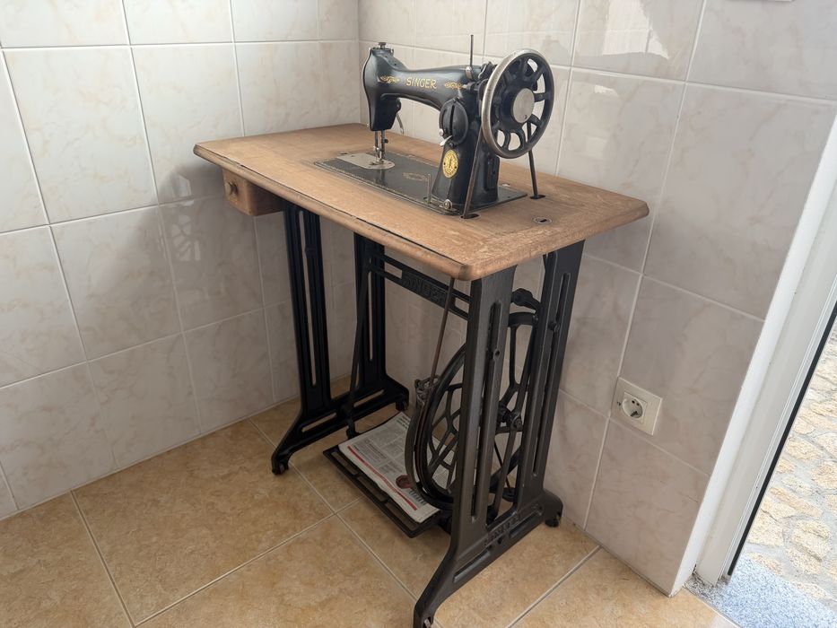 Máquina de costura Singer