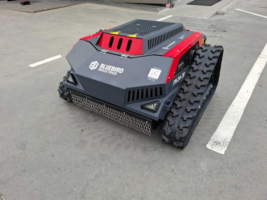 Robot Koszący-Kosiarka zdalnie Sterowana - BLUEBIRD FM 24-70 - MULCZER