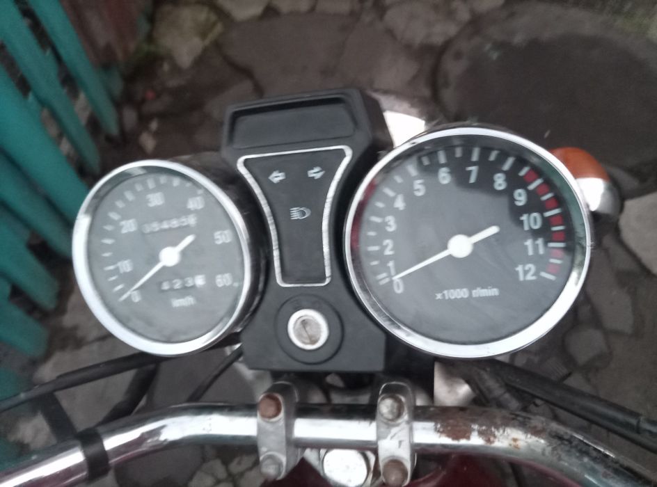 продам альфу 72сс в ідеальному стані пробіг рідний 5480