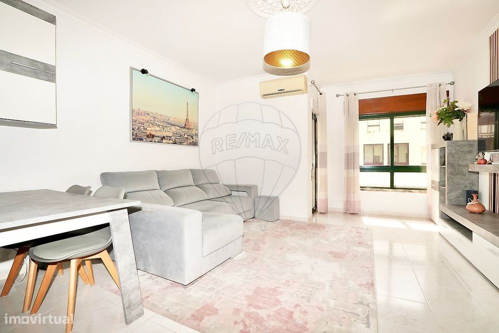Apartamento T3 para venda — Alverca Do Ribatejo E Sobralinho, Lisboa