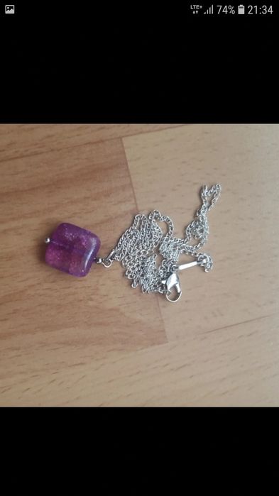 Łańcuszek z kamieniem