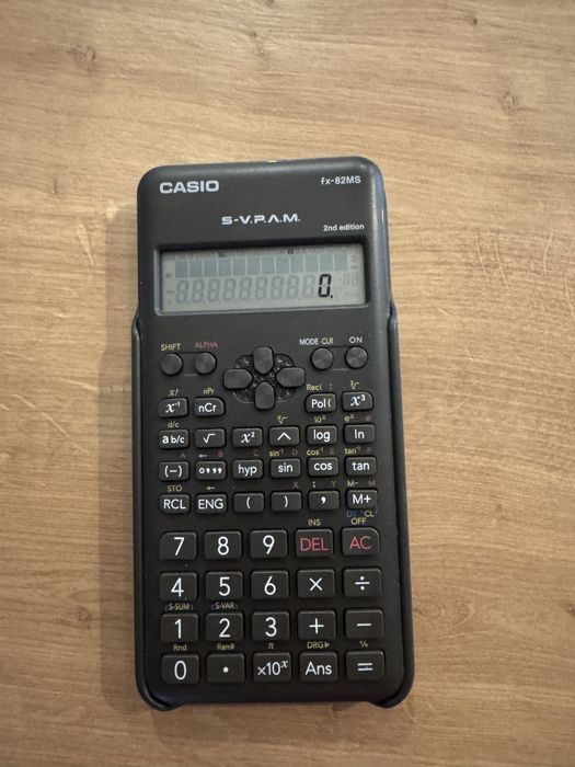 Kalkulator naukowy CASIO fx-82MS