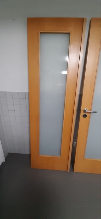 Porta dupla com vidro fosco