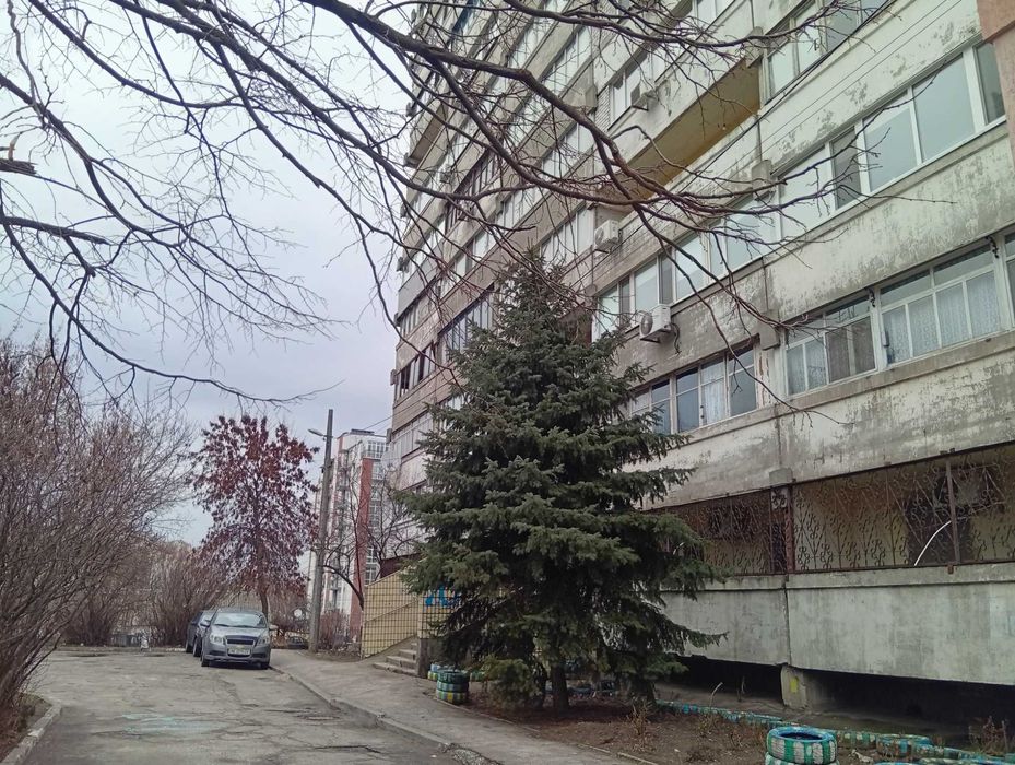 Сдам 1 комнатную квартиру пр. Кирова, Поля дом 20 центр