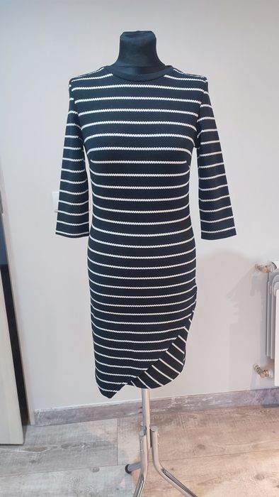 Sukienka casualowa r. 36 Mango stan bdb